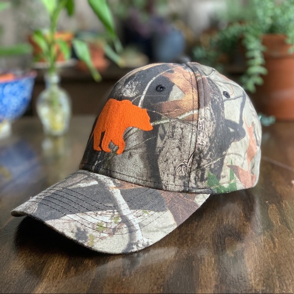 Yellowstone Hunters camo hat - Picture 4 of 8